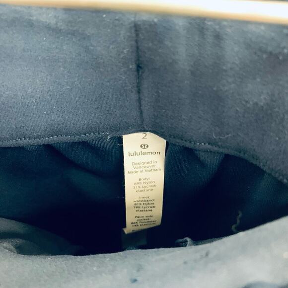 Lululemon Keep Moving Pant‎ SZ 2 True Navy - Picture 5 of 5